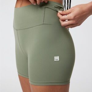 Vuori Green Biker Short